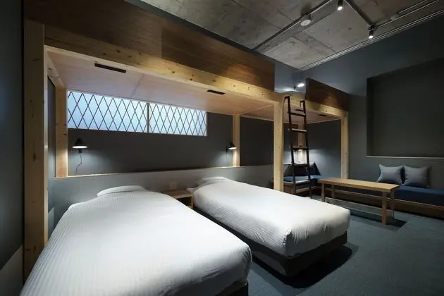 Dört Kişilik Oda, Özel Banyo (Moderate Loft)