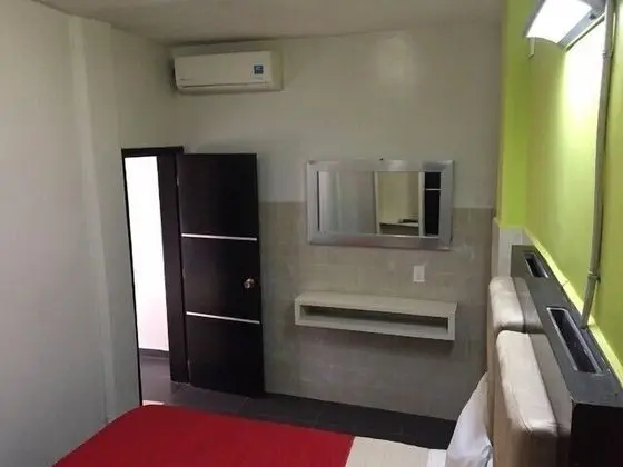 Tek Büyük Yataklı Oda, 1 Çift Kişilik Yatak