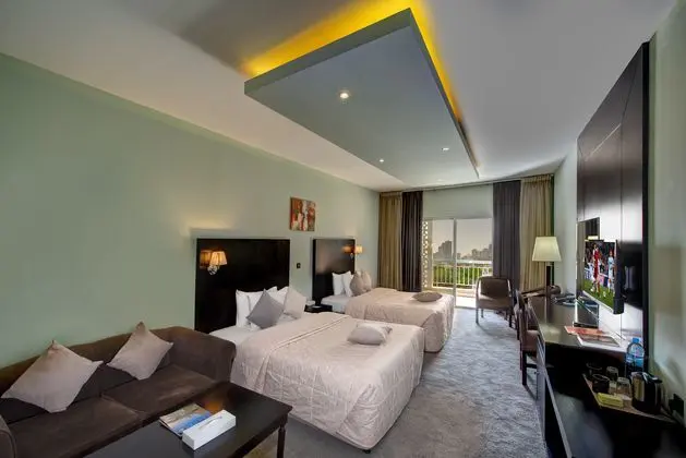 1 Çift Kişilik Veya 2 Tek Kişilik Yatak Deluxe
