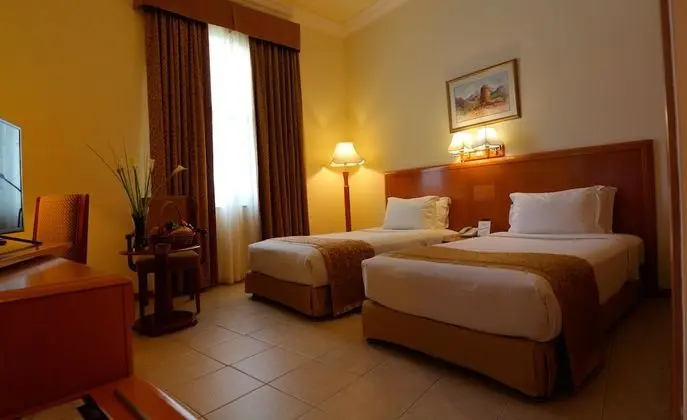 Deluxe Room with Pool View