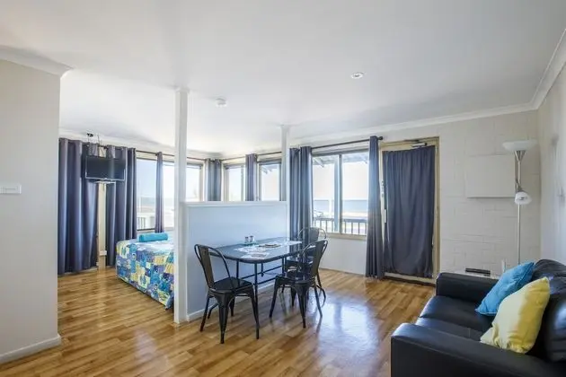 Standard Stüdyo, Sigara İçilmez, Küçük Mutfak