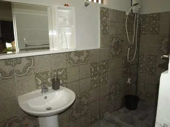 Deluxe Tek Büyük Yataklı Oda (LARGE AC)
