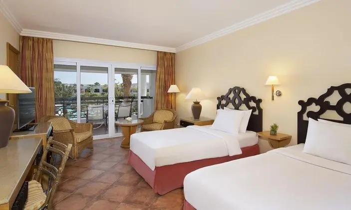 Çift ​​kişilik Deluxe Pool View