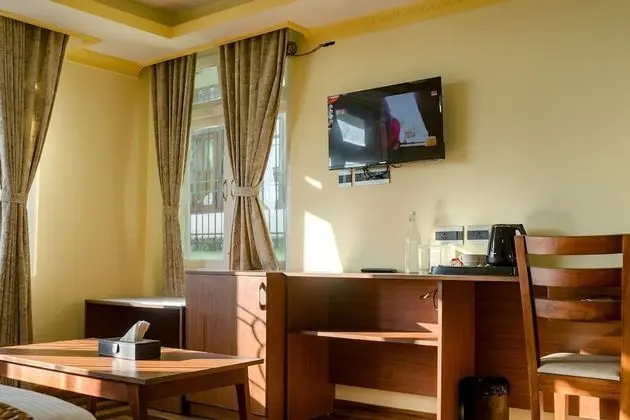 Comfort Tek Büyük Yataklı Oda