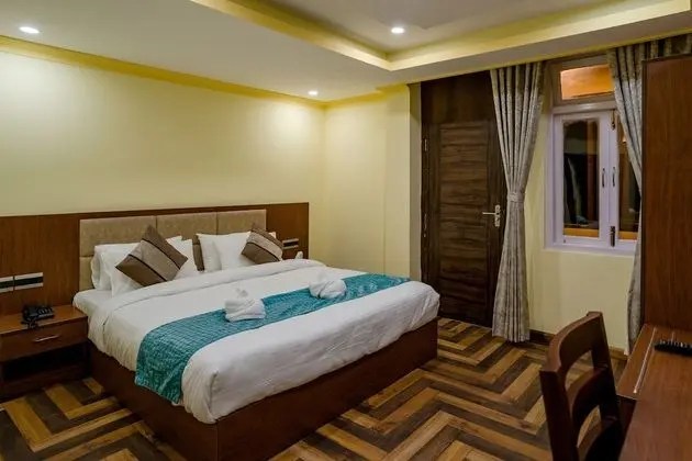Comfort Tek Büyük Yataklı Oda