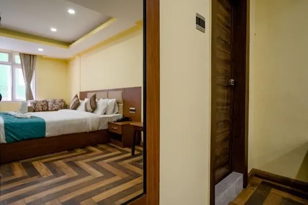 Comfort Tek Büyük Yataklı Oda