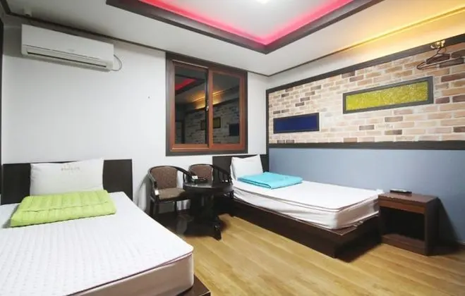 İki Ayrı Yataklı Oda