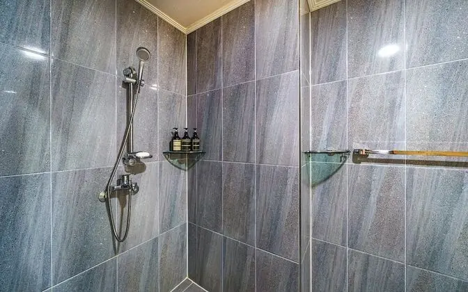 Oda (Semi-special rooms (65-inch TV instal)