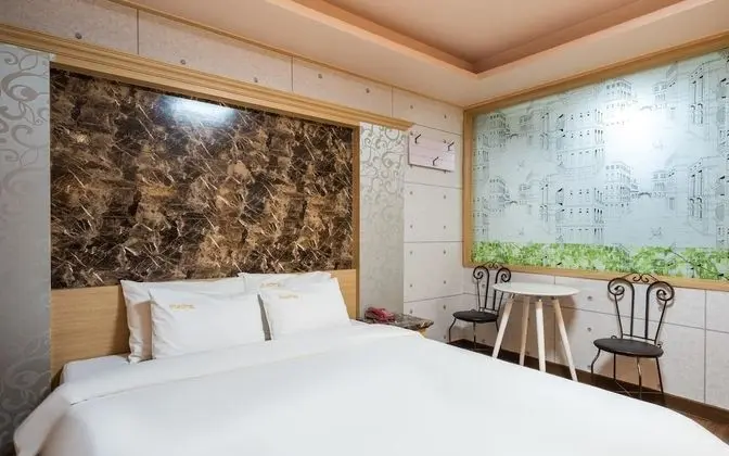 Oda (Semi-special rooms (65-inch TV instal)