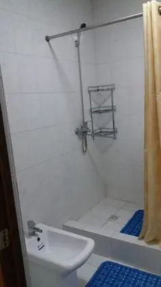 Ortak Ranzalı Oda, Ortak Banyo (2)