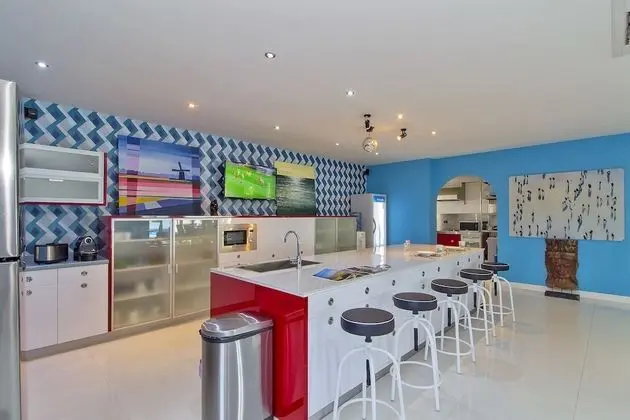 8 Bedrooms Private Pool Villa
