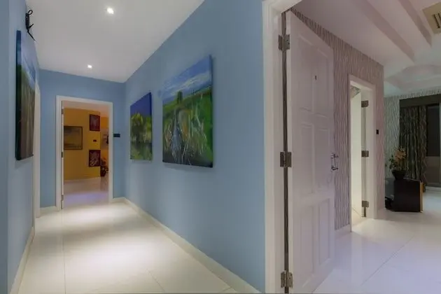 8 Bedrooms Private Pool Villa