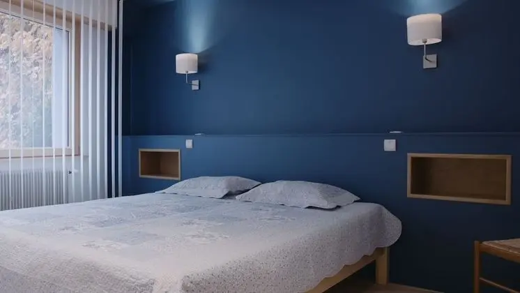 Ev, Avlu Manzaralı (S'Harzala Bleu)