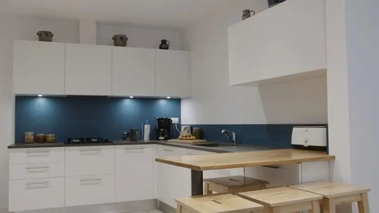 Ev, Avlu Manzaralı (S'Harzala Bleu)