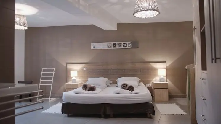 Premium Apart Daire, Engellilere Uygun (S'Harzala Taupe)