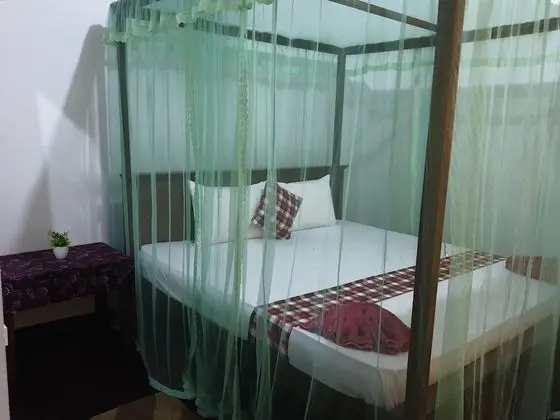 Basic Tek Büyük Yataklı Oda