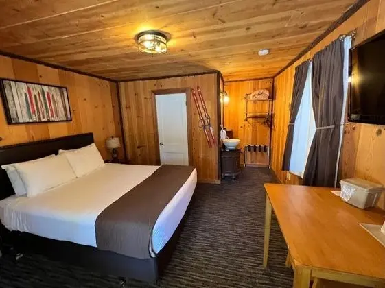 Deluxe Oda, 1 Büyük (Queen) Boy Yatak