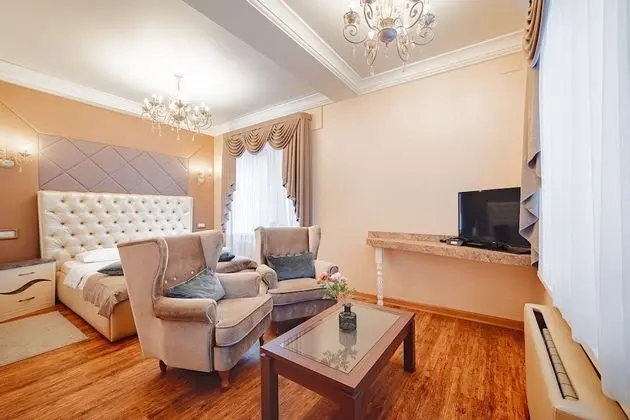 Deluxe Tek Büyük Yataklı Oda