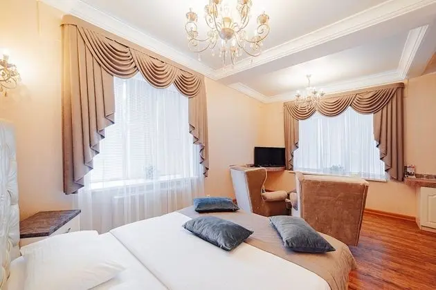 Deluxe Tek Büyük Yataklı Oda