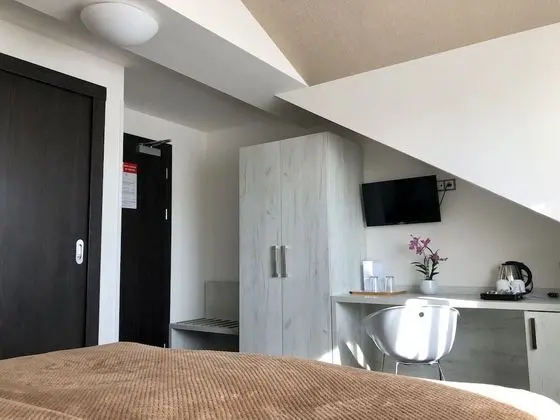 Comfort Tek Büyük veya İki Ayrı Yataklı Oda