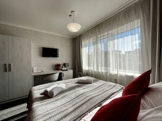 Comfort Tek Büyük veya İki Ayrı Yataklı Oda