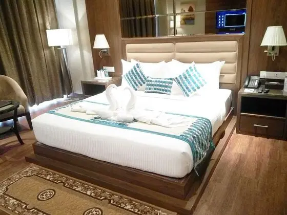 Deluxe Tek Büyük Yataklı Oda, Buzdolabı, Şehir Manzaralı