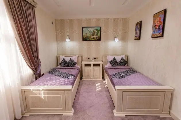 Basic İki Ayrı Yataklı Oda
