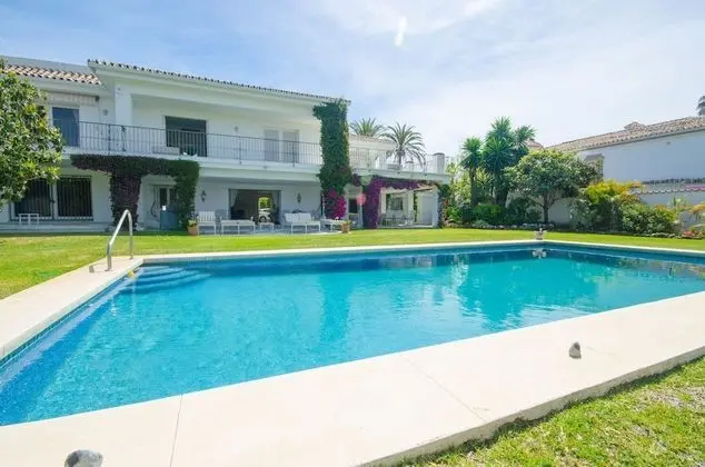 Villa, 5 Yatak Odası, Kişiye Özel Havuzlu