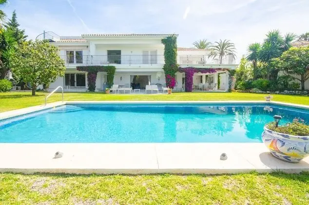Villa, 5 Yatak Odası, Kişiye Özel Havuzlu