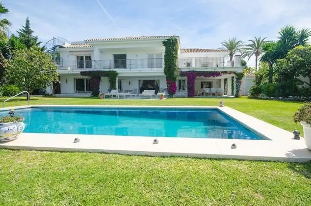Villa, 5 Yatak Odası, Kişiye Özel Havuzlu