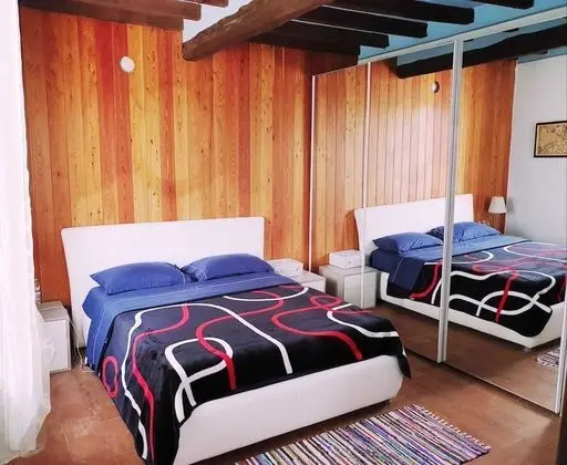 Deluxe Oda (Espanola)