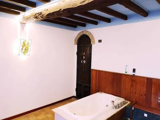 Deluxe Oda (Espanola)