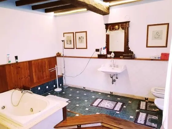 Deluxe Oda (Espanola)