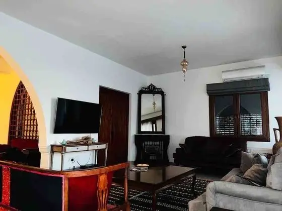 Villa, 4 Yatak Odası, Şömine