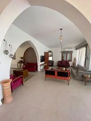 Villa, 4 Yatak Odası, Şömine