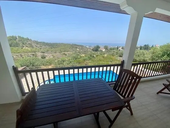 Villa, 4 Yatak Odası, Şömine