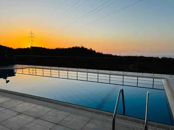 Villa, 4 Yatak Odası, Şömine