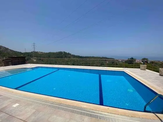 Villa, 4 Yatak Odası, Şömine