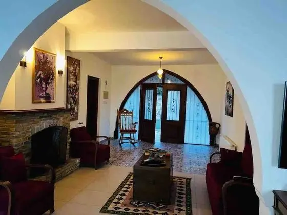 Villa, 4 Yatak Odası, Şömine