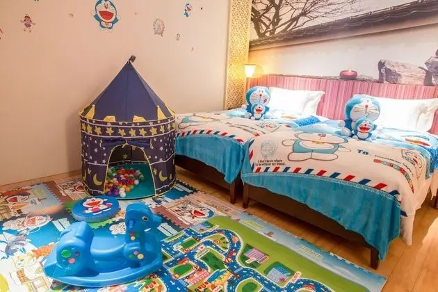 Family Tek Büyük Yataklı Oda
