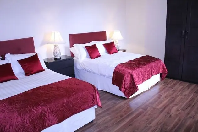 Standard Ev, 4 Yatak Odası, Bahçe Manzaralı, Bahçeli