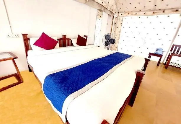 Deluxe Çadır, 1 Çift Kişilik Yatak, Sigara İçilmez