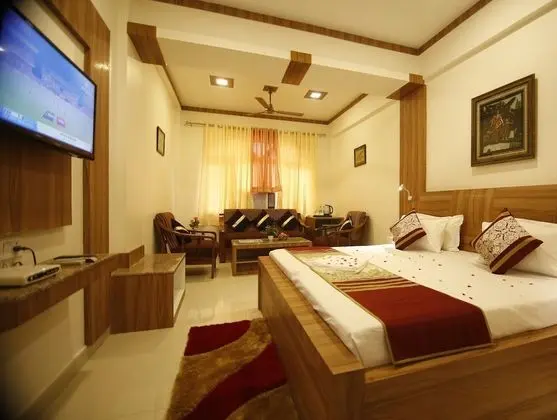 Luxury Tek Büyük veya İki Ayrı Yataklı Oda, Şehir Manzaralı
