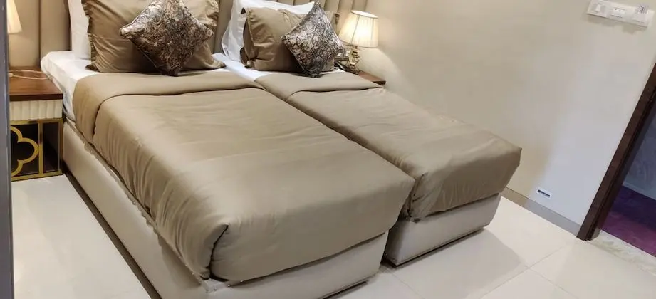 Deluxe Tek Büyük veya İki Ayrı Yataklı Oda