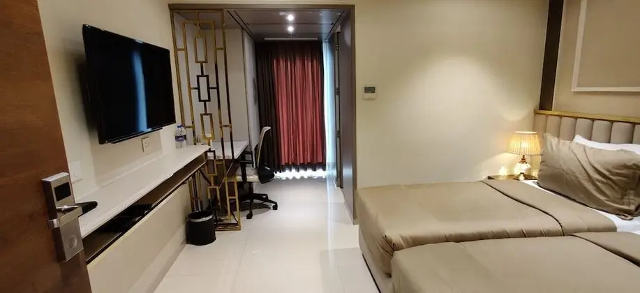 Deluxe Tek Büyük veya İki Ayrı Yataklı Oda