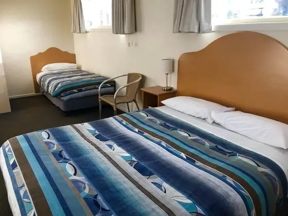 Standard Apart Daire, 2 Yatak Odası, Küçük Mutfak