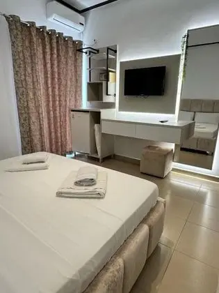 Tek Büyük Yataklı Oda, Balkon