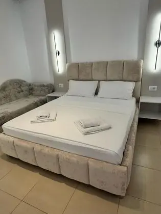 Tek Büyük Yataklı Oda, Balkon
