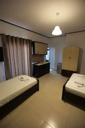 Üç Kişilik Oda, Balkon