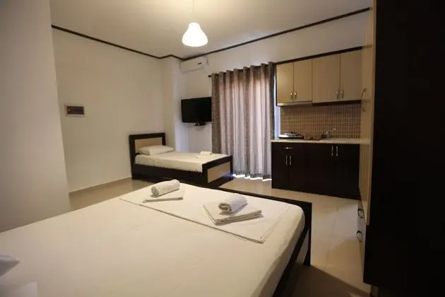 Üç Kişilik Oda, Balkon